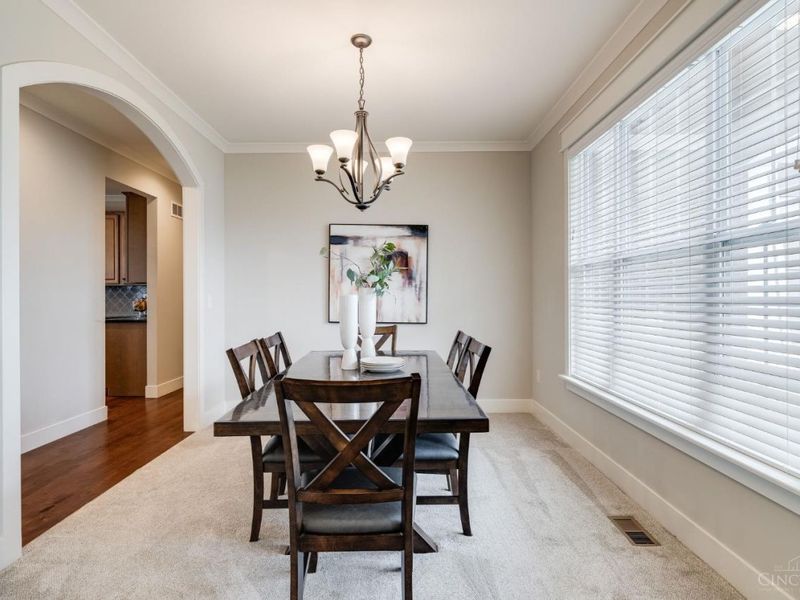 2113 Clough Chase Drive, Anderson Twp, OH 45244 Photo 9