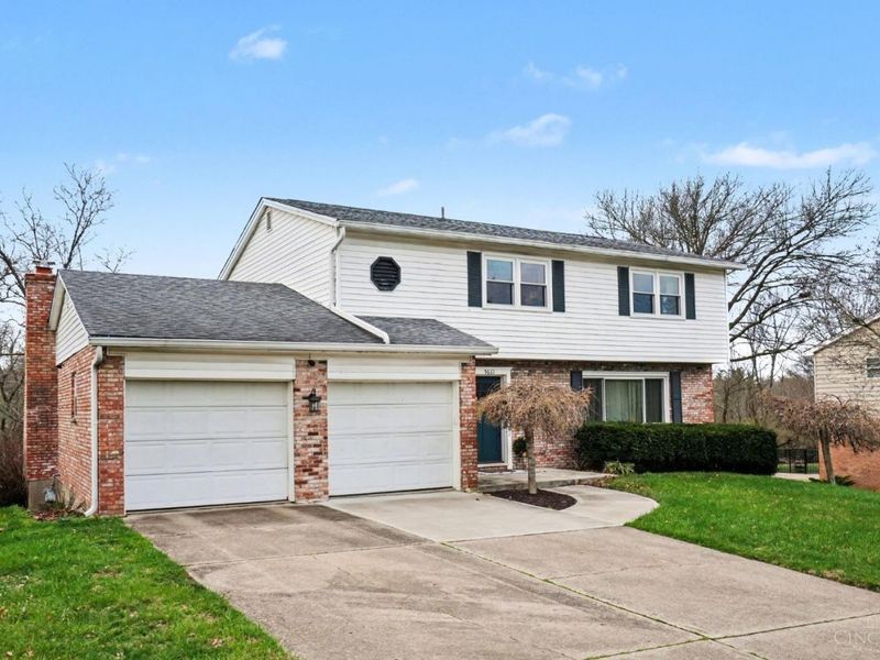 5661 Alomar Drive, Delhi Twp, OH 45238 Photo 3