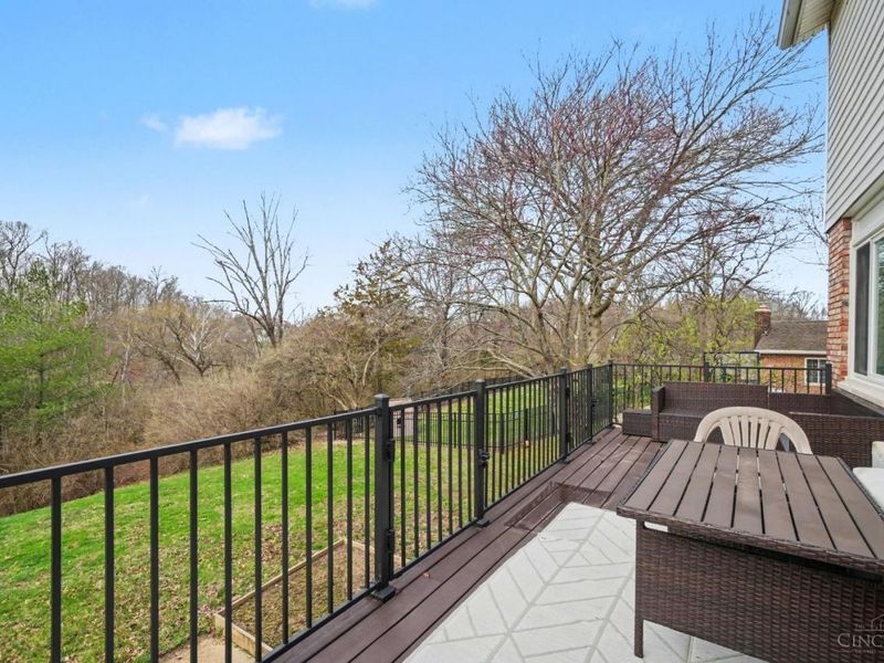 5661 Alomar Drive, Delhi Twp, OH 45238 Photo 32