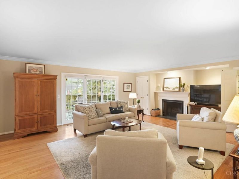 1318 Hayward Court, Cincinnati, OH 45208 Photo 12