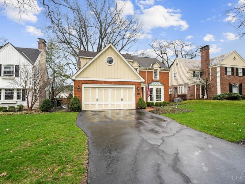 1318 Hayward Court, Cincinnati, OH 45208 Photo 3