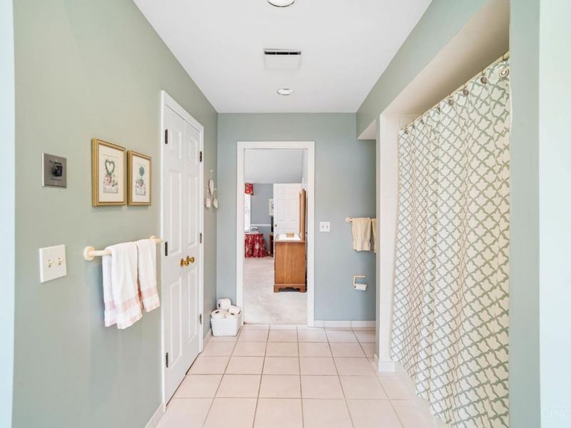 1318 Hayward Court, Cincinnati, OH 45208 Photo 35