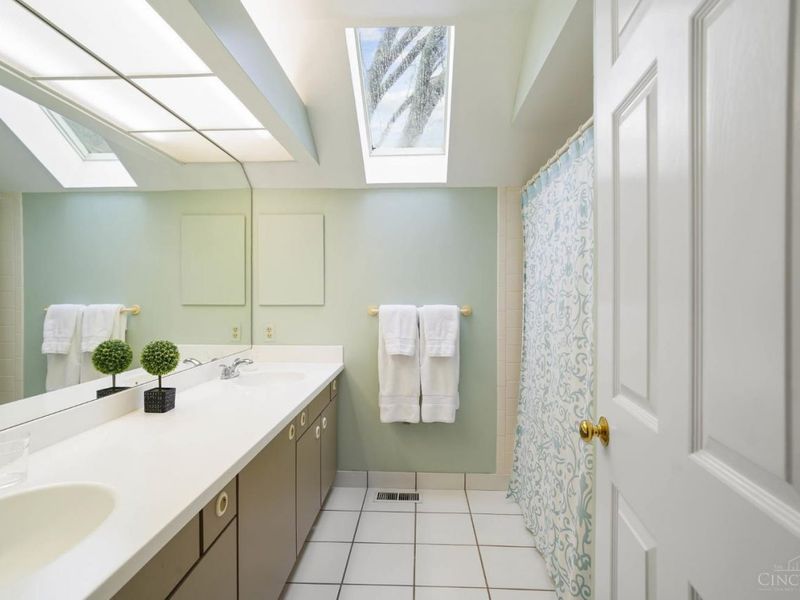 1318 Hayward Court, Cincinnati, OH 45208 Photo 44