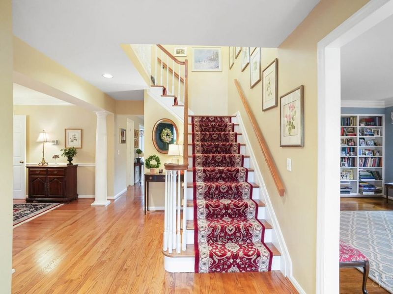 1318 Hayward Court, Cincinnati, OH 45208 Photo 7