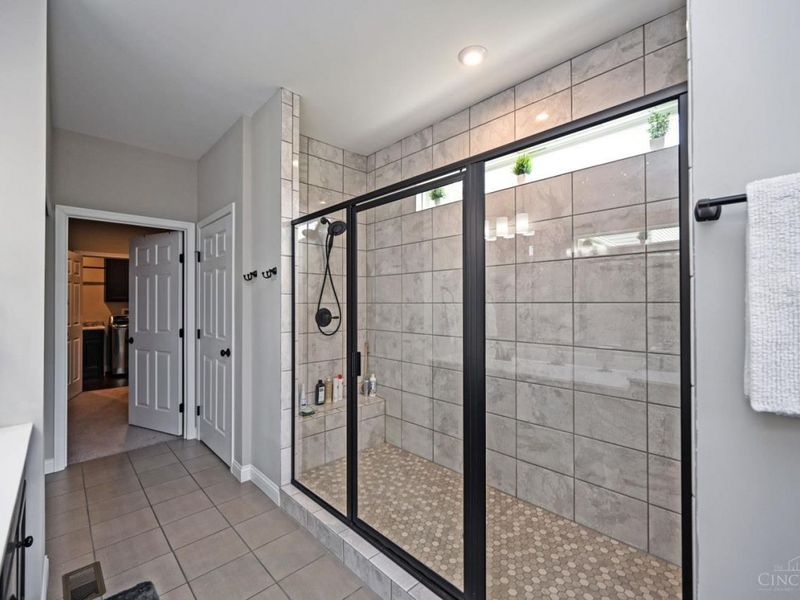 2735 Buckridge Drive, Cincinnati, OH 45233 Photo 30