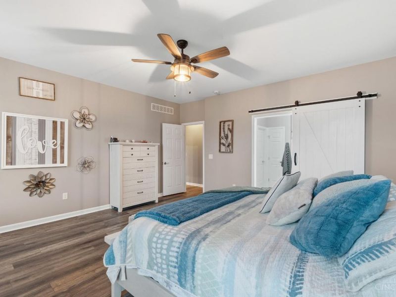 553 Marions Way, Pierce Twp, OH 45255 Photo 16