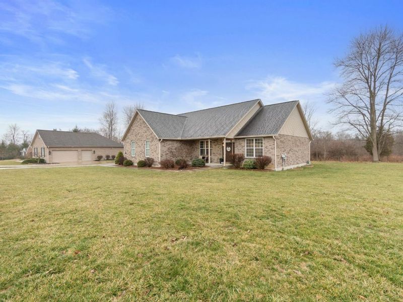 553 Marions Way, Pierce Twp, OH 45255 Photo 2