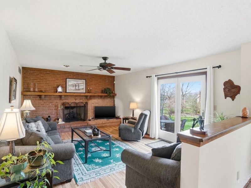 8909 Saxton Drive, West Chester, OH 45069 Photo 11