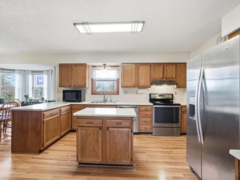 8909 Saxton Drive, West Chester, OH 45069 Photo 18