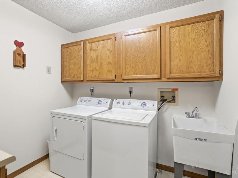 8909 Saxton Drive, West Chester, OH 45069 Photo 20