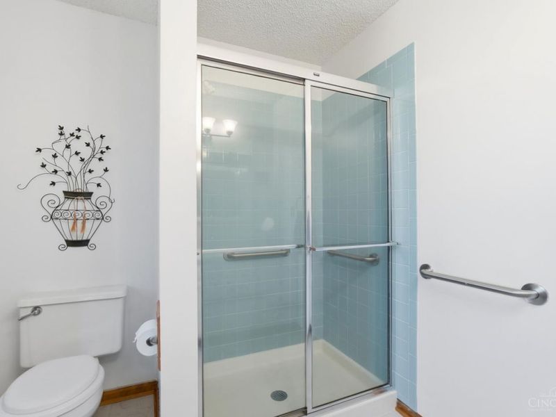 8909 Saxton Drive, West Chester, OH 45069 Photo 26