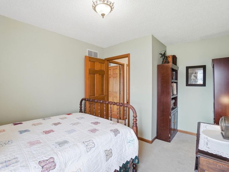 8909 Saxton Drive, West Chester, OH 45069 Photo 39