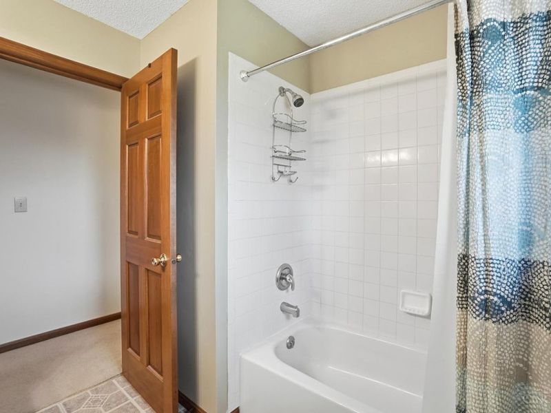 8909 Saxton Drive, West Chester, OH 45069 Photo 42