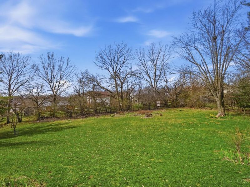 8909 Saxton Drive, West Chester, OH 45069 Photo 48