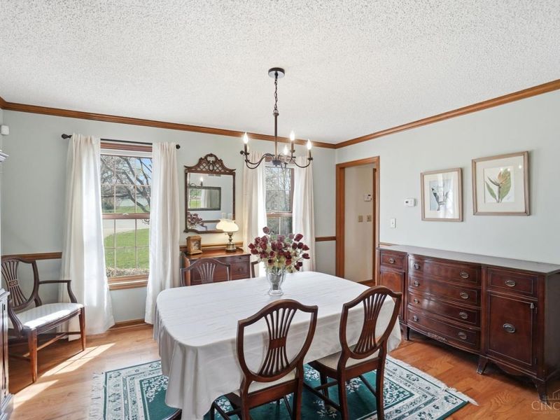 8909 Saxton Drive, West Chester, OH 45069 Photo 9