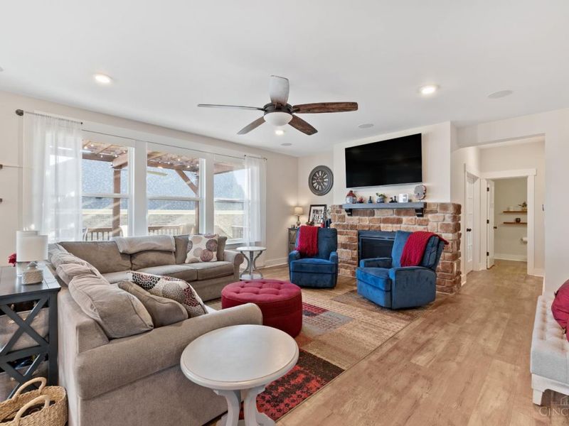 9351 Gardenside Lane, Deerfield Twp., OH 45140 Photo 6