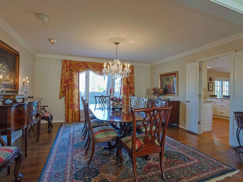 8115 N Clippinger Drive, Indian Hill, OH 45243 Photo 11