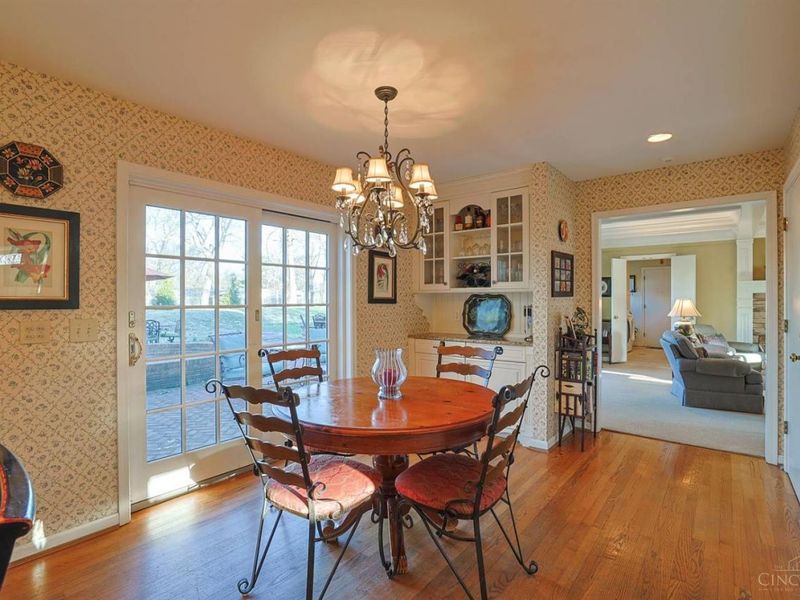 8115 N Clippinger Drive, Indian Hill, OH 45243 Photo 16