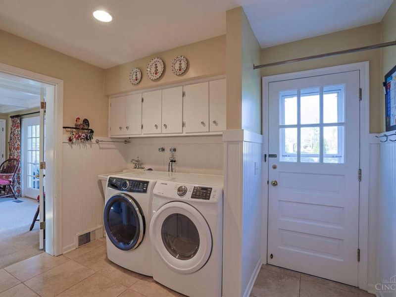 8115 N Clippinger Drive, Indian Hill, OH 45243 Photo 21