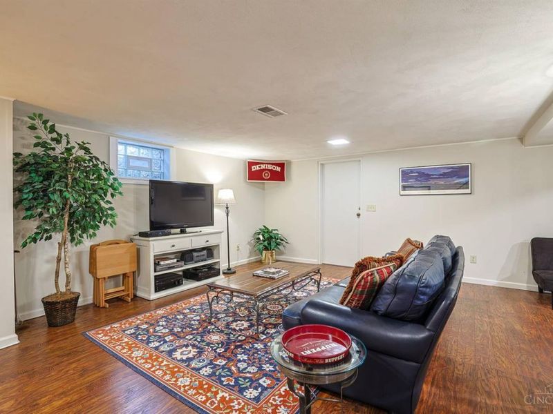 8115 N Clippinger Drive, Indian Hill, OH 45243 Photo 40