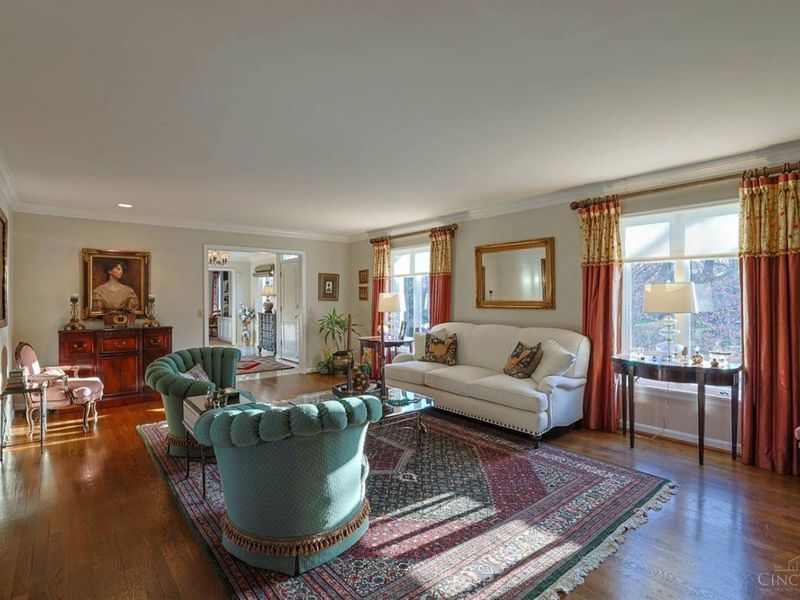 8115 N Clippinger Drive, Indian Hill, OH 45243 Photo 7