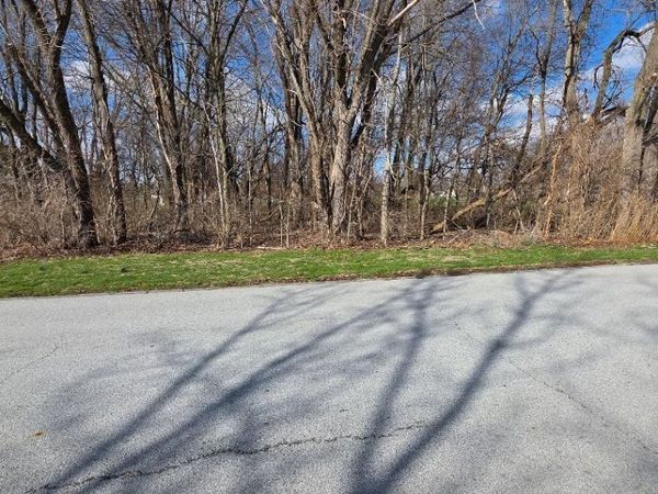 1712 Green Acres Drive, Kokomo, IN 46901