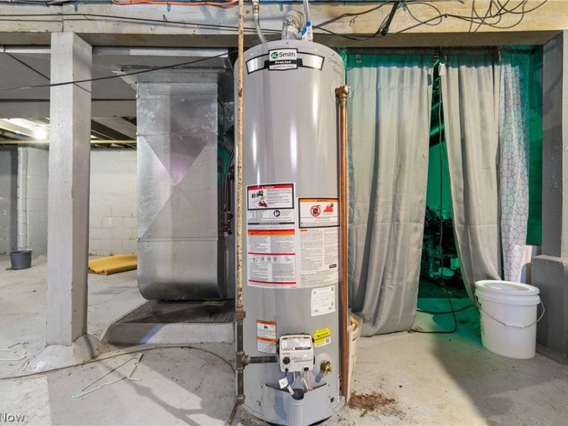 696 Merton Avenue, Akron, OH 44306 Photo 19