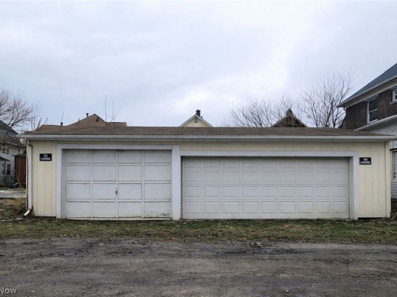 906 Harrison Avenue SW, Canton, OH 44706 Photo 6