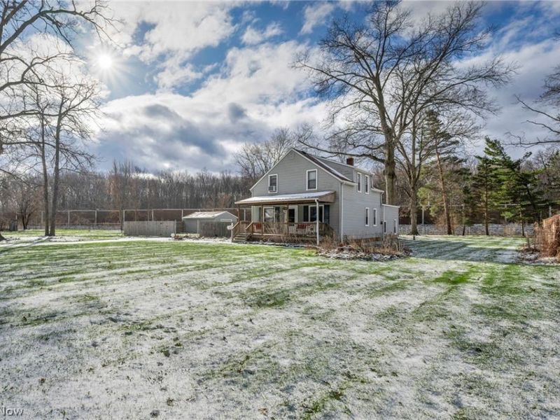 27711 Southern Avenue, North Olmsted, OH 44070 Photo 2