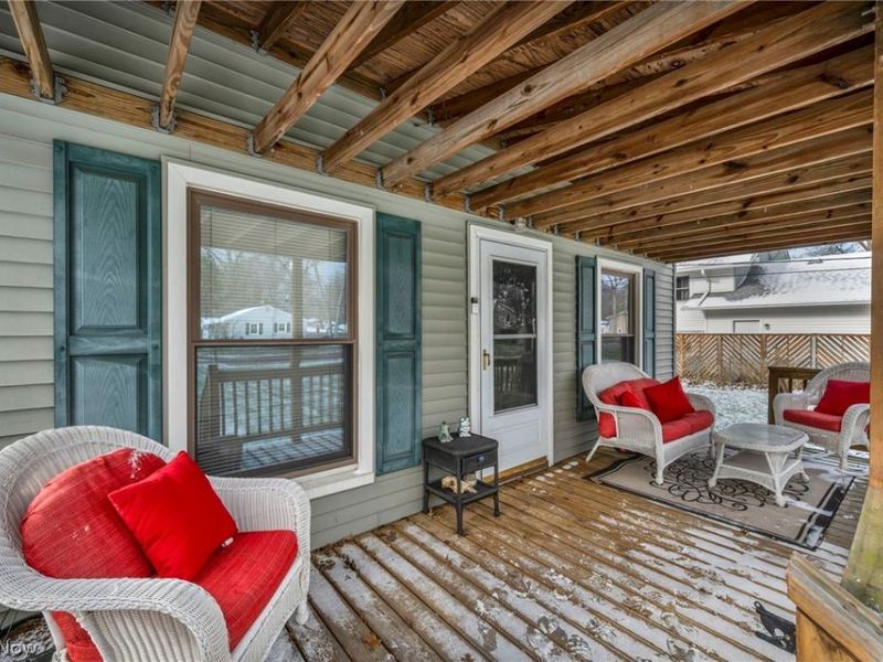 27711 Southern Avenue, North Olmsted, OH 44070 Photo 3