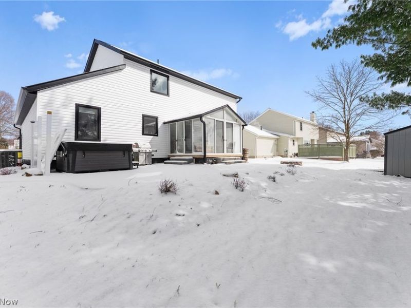 681 Oakcrest Drive, Wadsworth, OH 44281 Photo 11