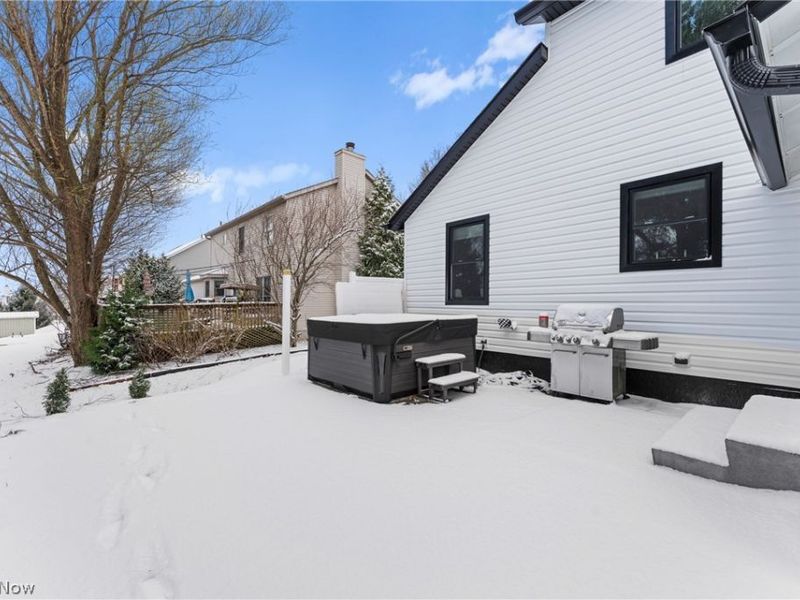 681 Oakcrest Drive, Wadsworth, OH 44281 Photo 13