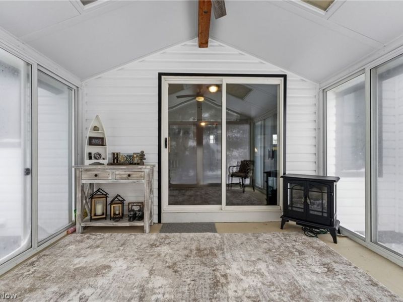 681 Oakcrest Drive, Wadsworth, OH 44281 Photo 4