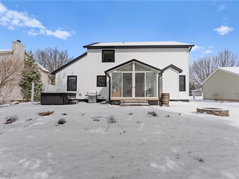 681 Oakcrest Drive, Wadsworth, OH 44281 Photo 9