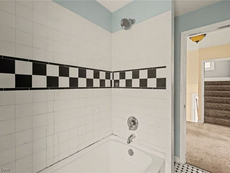 1474 Winchester Avenue, Lakewood, OH 44107 Photo 18