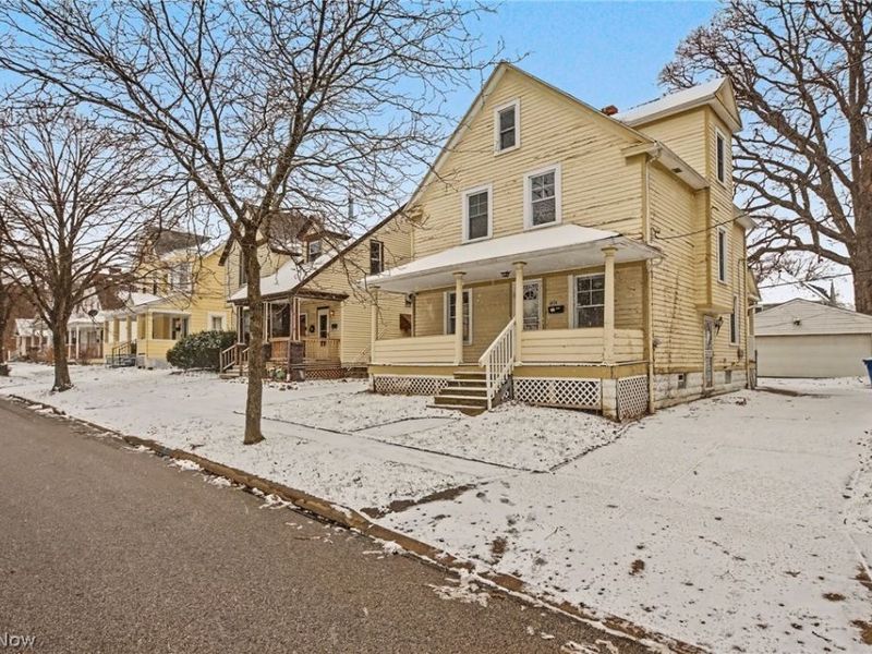 1474 Winchester Avenue, Lakewood, OH 44107 Photo 3