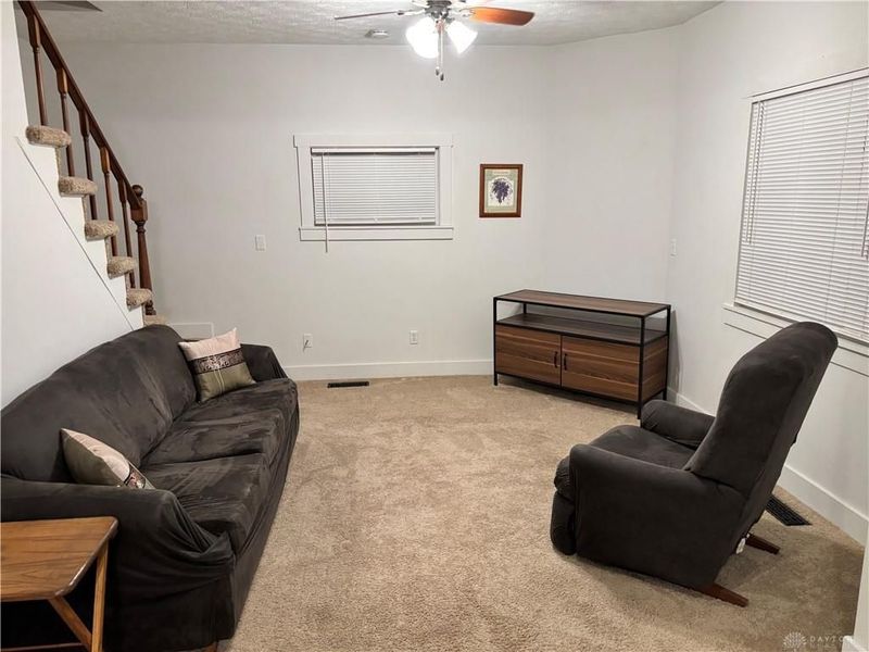 558 E Sycamore Street, Miamisburg, OH 45342 Photo 4