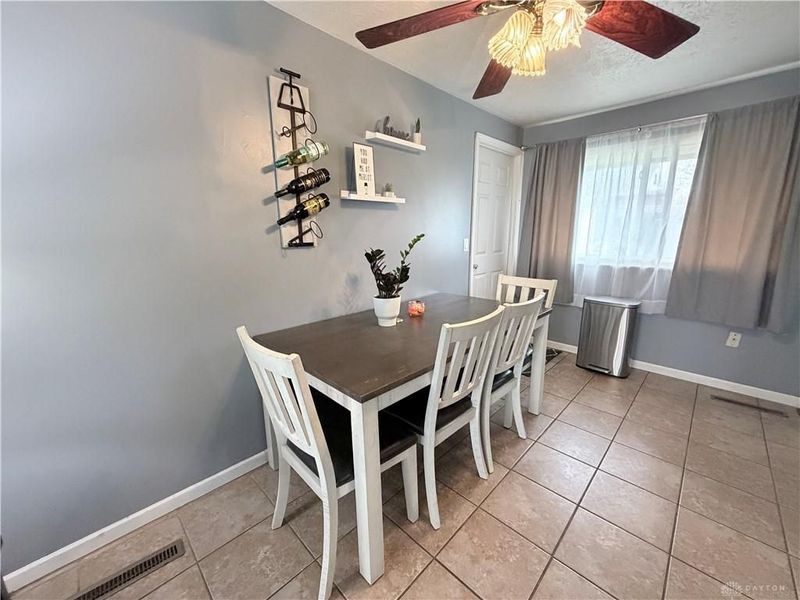 5424 Barnard Drive, Huber Heights, OH 45424 Photo 12