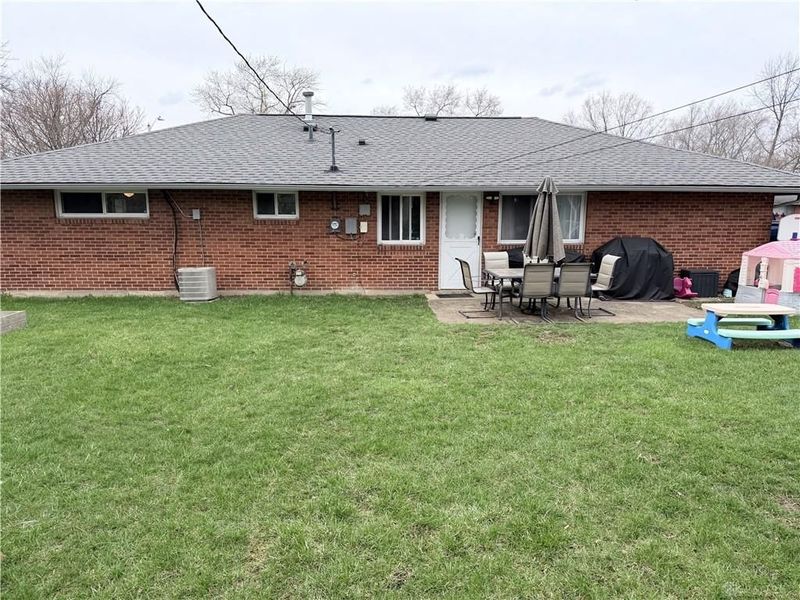 5424 Barnard Drive, Huber Heights, OH 45424 Photo 31