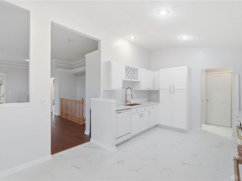 6560 Twin Lakes Drive, Mason, OH 45040 Photo 11