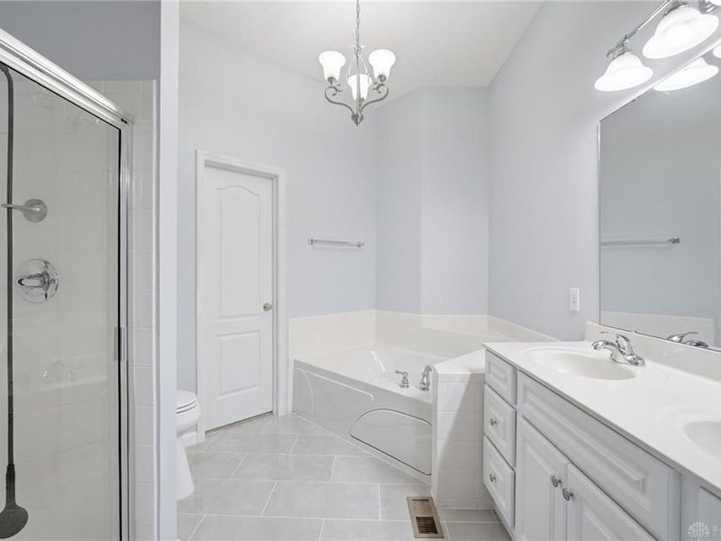 6560 Twin Lakes Drive, Mason, OH 45040 Photo 20