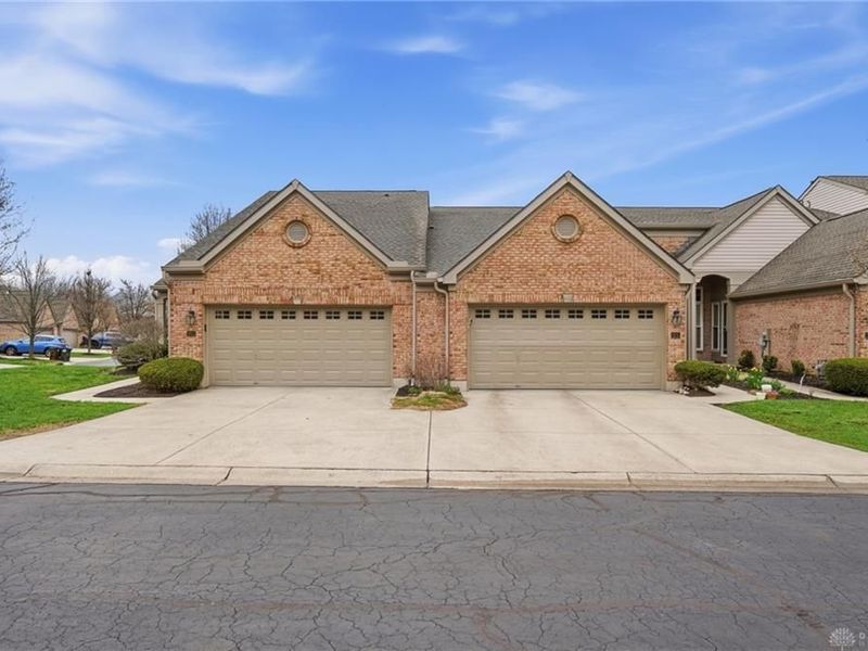 6560 Twin Lakes Drive, Mason, OH 45040 Photo 3