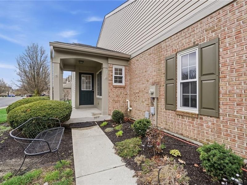 6560 Twin Lakes Drive, Mason, OH 45040 Photo 4