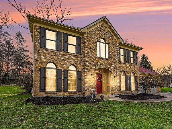 180 Southway Drive, Beavercreek, OH 45440