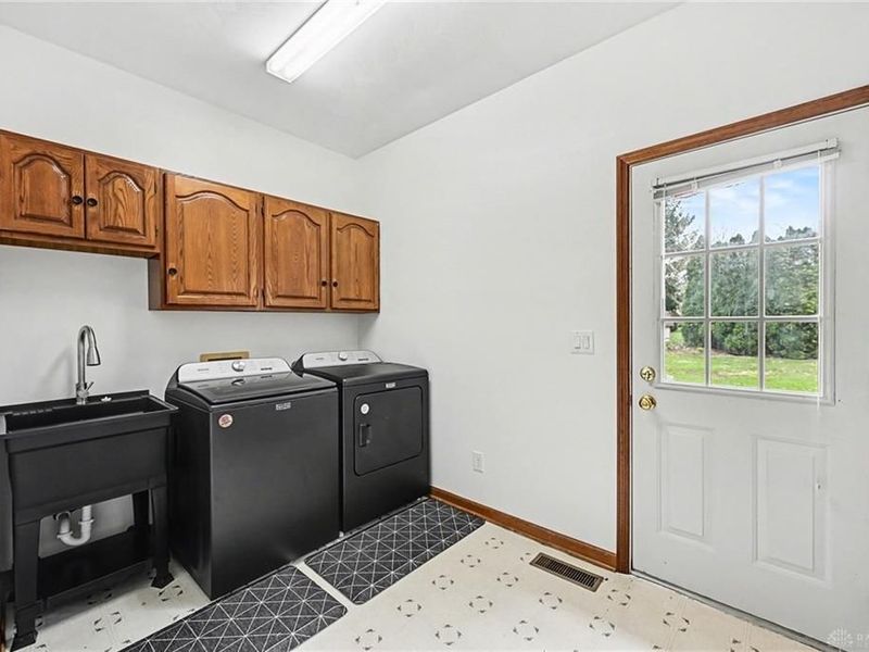 180 Southway Drive, Beavercreek, OH 45440 Photo 29