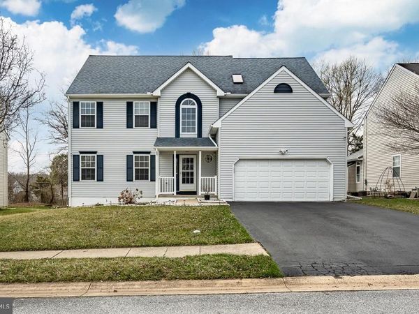 107 W FLAGSTONE DRIVE, NEWARK, DE 19702