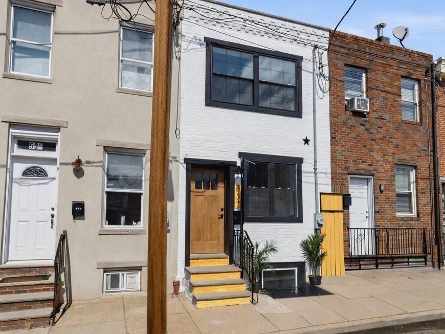 537 Titan Street, Philadelphia, PA 19147 Main Photo