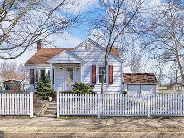 211 NOBLE STREET, LITITZ, PA 17543