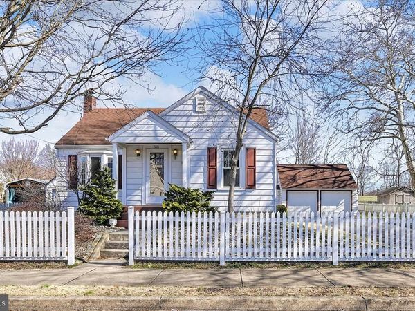 211 NOBLE STREET , LITITZ, PA 17543