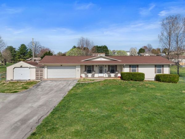 355 Cate Byrd Road, Kodak, TN 37764